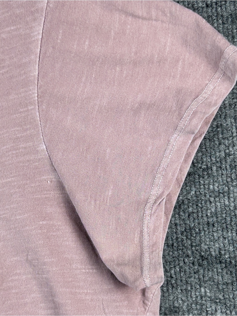 Lucky Brand Dusty Mauve Pink Silver Metallic Floral Lace Patch Tee Size 1X Plus - Picture 6 of 10